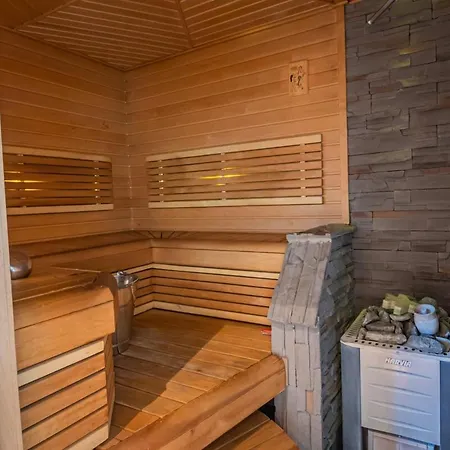 Villa Lovely In With Sauna *