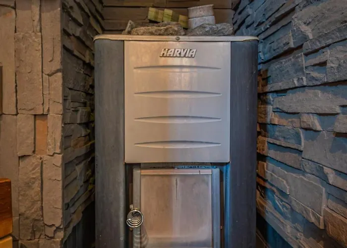 Lovely In With Sauna רובניימי